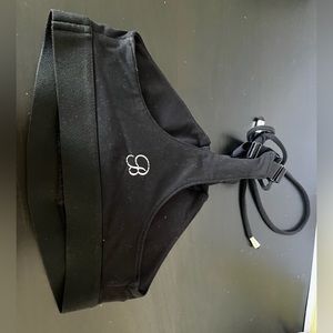 Bombshell woman sport bra